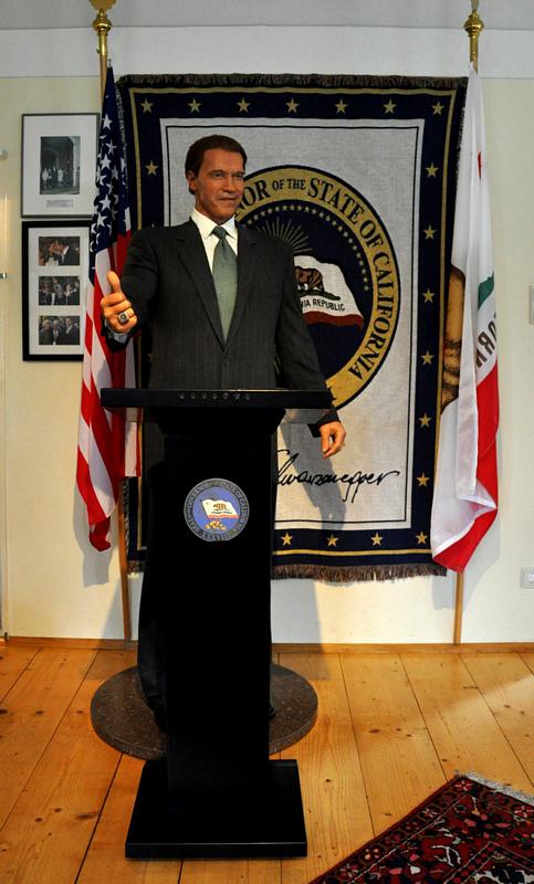 Arnold Schwarzenegger as Governor of California at Geburtshaus Museum