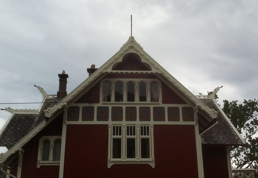 Heads of Dragons in in Balestrand Architecture