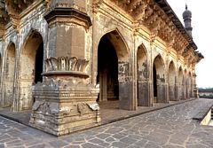 Ibrahim Rauza of Bijapur: stylish architectural example of the Adil Shahi style of architecture