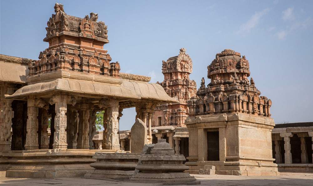 Architectural Highlights of the Iconic Krishna Temple in Hampi