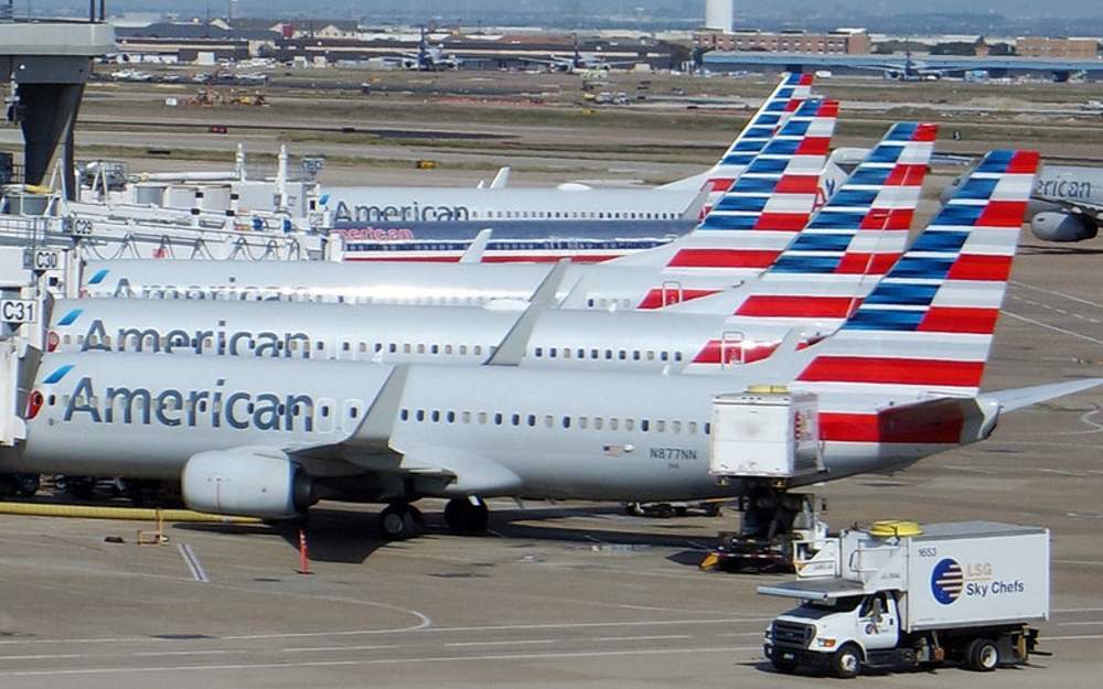 Minimum Connection Times and Delay Danger - American Airlines Tight Connections