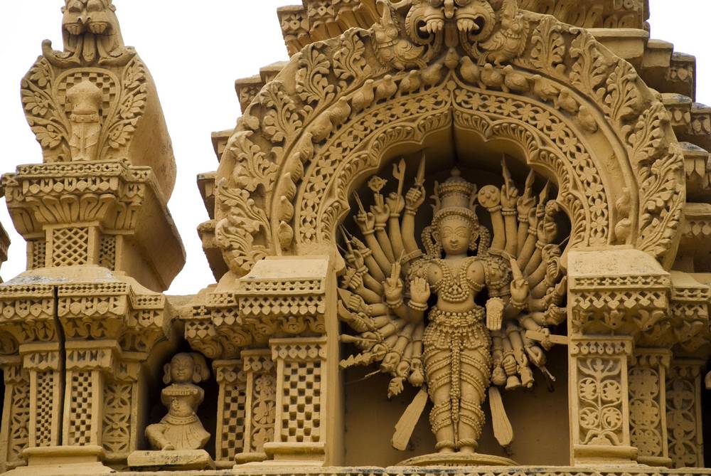 Devotees of Nanjundeshwara, Srikanteshwara Temple