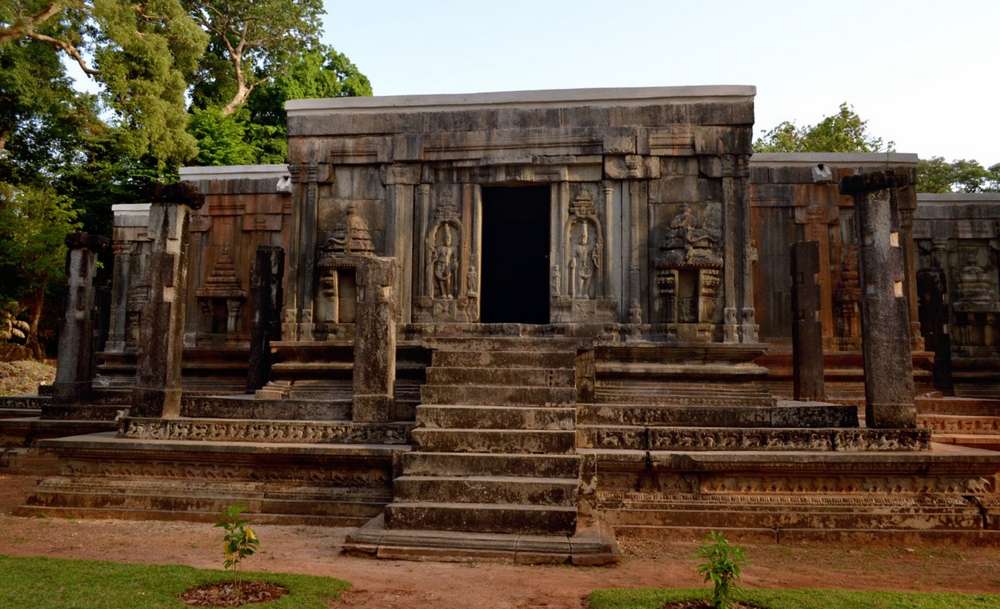 Queen Channabhairadevi, Queen of Black Pepper - Benefactor of Jain Temples Basadis in Gerusoppa