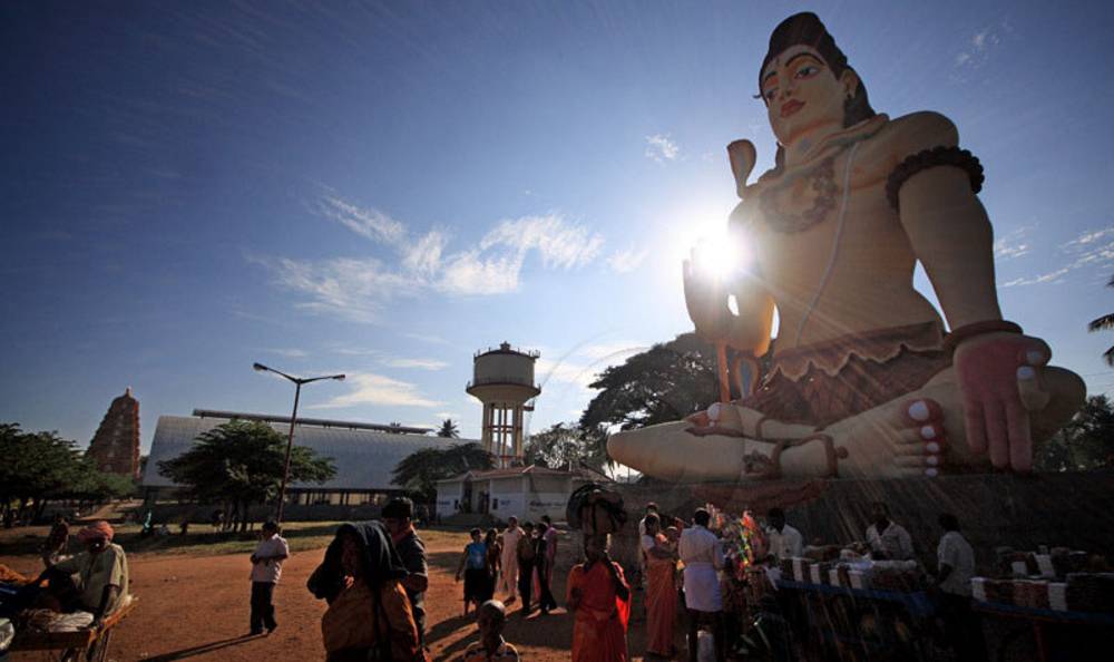Rathotsava Chariot Procession of Srikanteshwara Temple in Nanjangud Rathotsava Chariot Procession of Srikanteshwara Temple in Nanjangud
