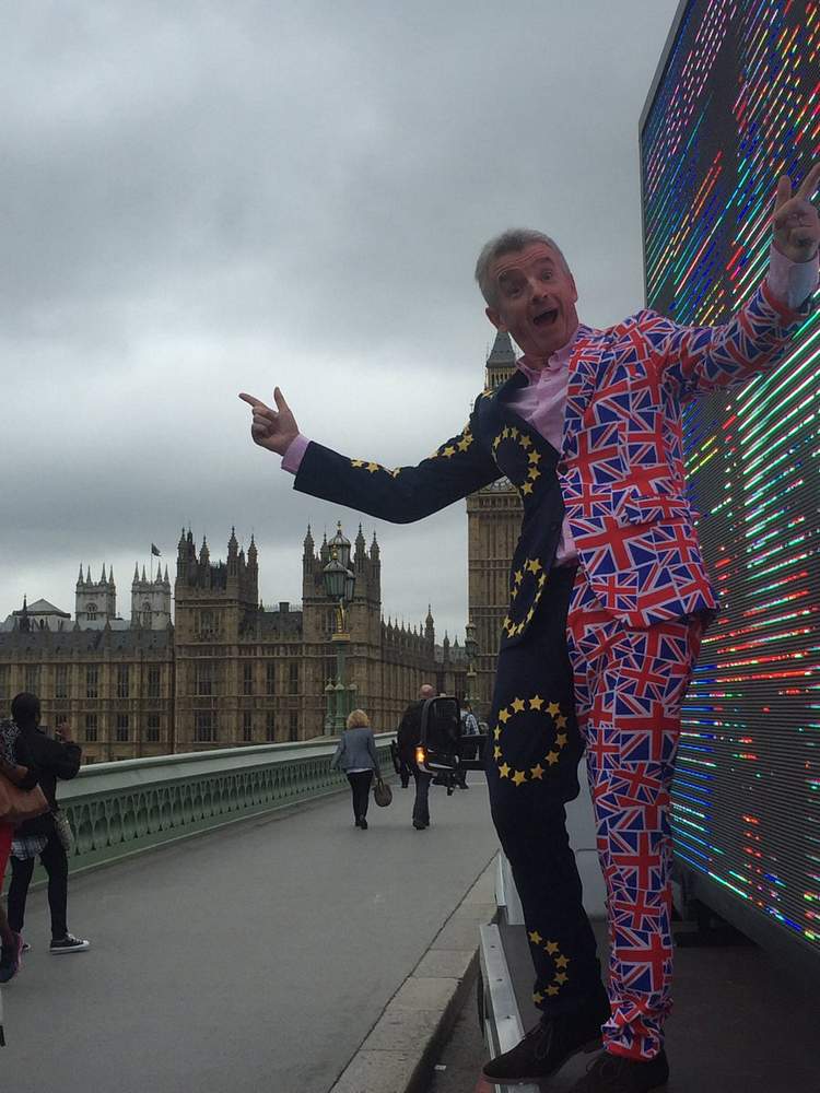 Ryanair CEO Michael O'Leary Protests Brexit in London with Funny Costume