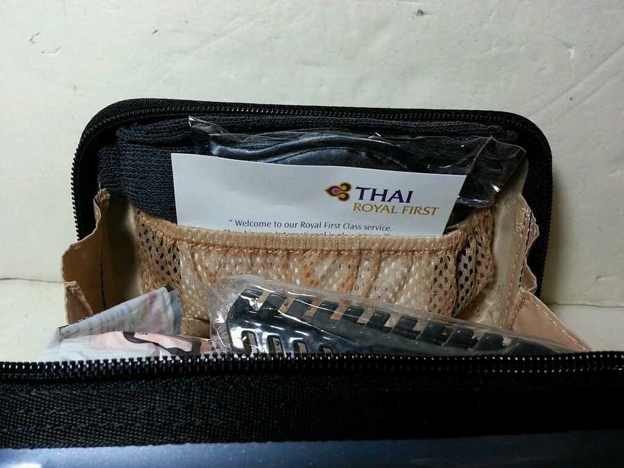 Rimowa Amenity Kits from Thai Airways's Royal First Class - Neptune Blue